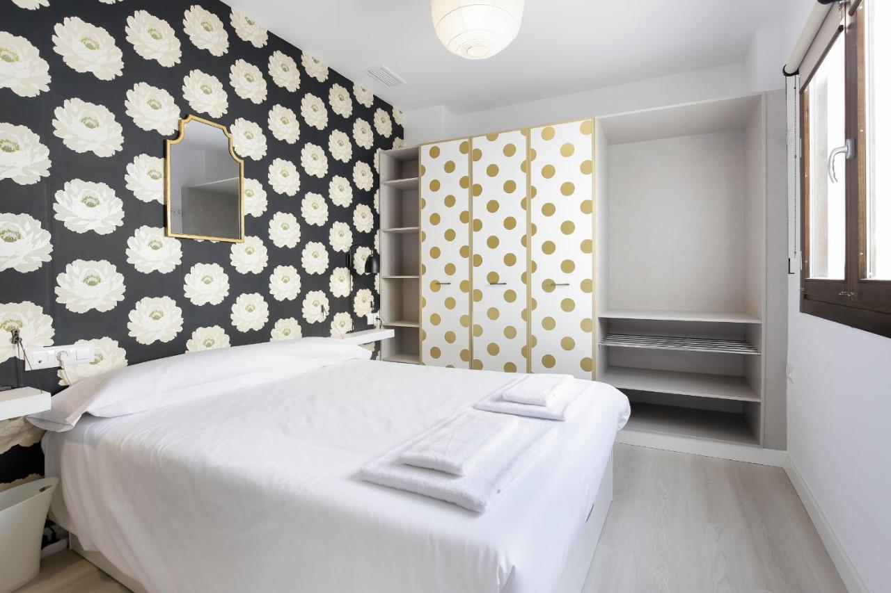 Hi Room - Smart Apartments - Penthouse Granada Exterior foto