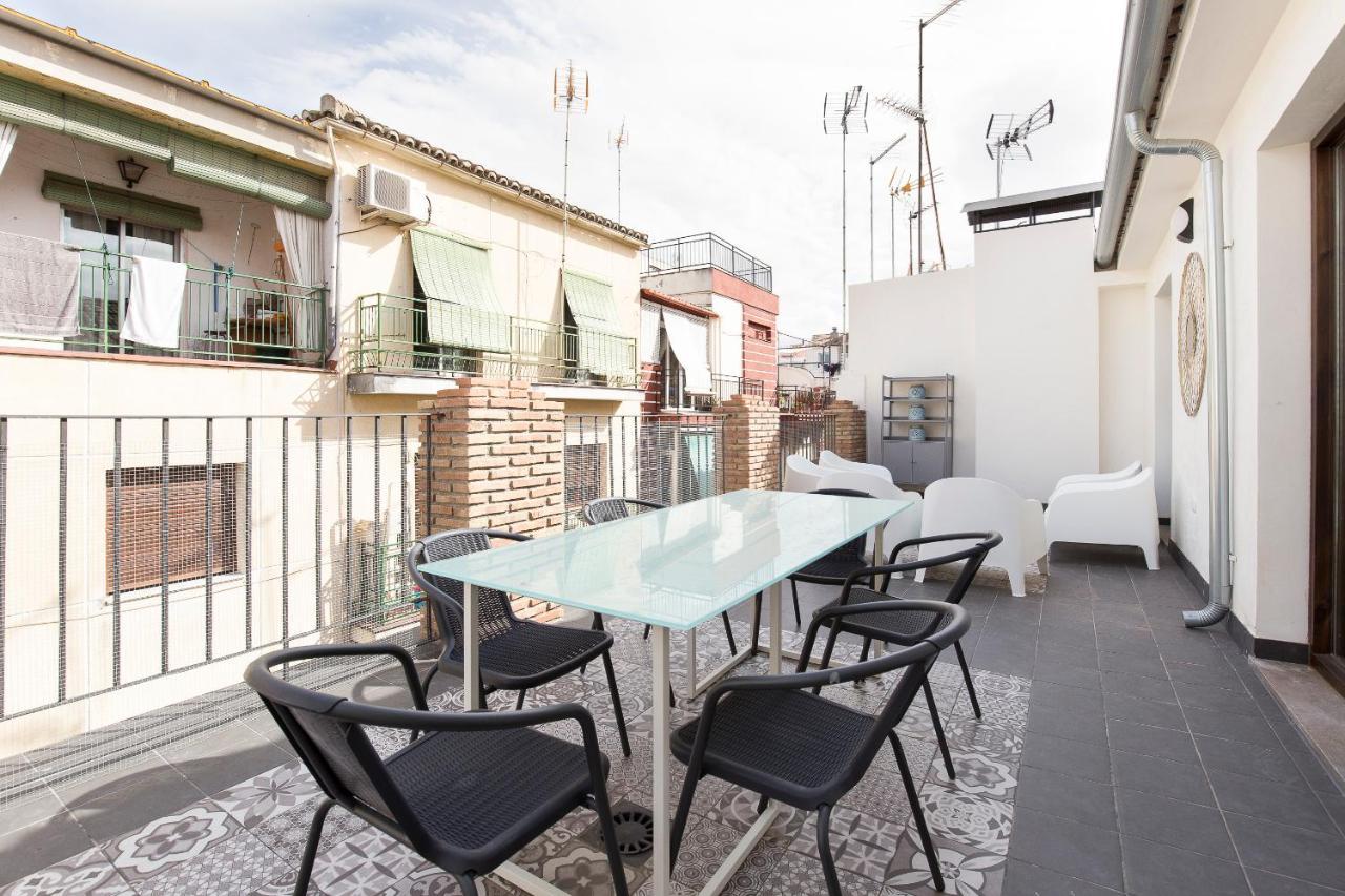 Hi Room - Smart Apartments - Penthouse Granada Exterior foto